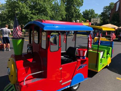 Holiday Trackless Train Rental with Engineer Cincinnati Ohio Kentucky