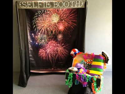 Selfie Booth Photo Backdrop Station Rental Cincinnati Ohio