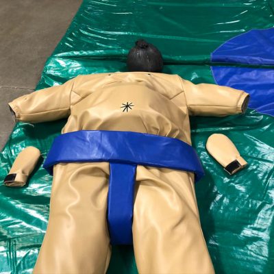 blow up sumo wrestler game